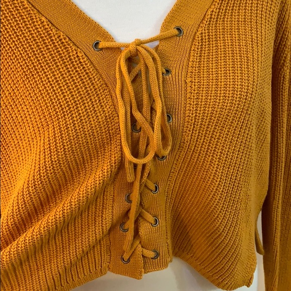 NWOT sweater - Picture 6 of 6